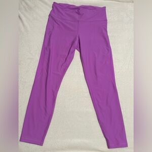 Old Navy Orchid Women’s Powersoft Mesh-Paneled High-Rise 7/8 Leggings